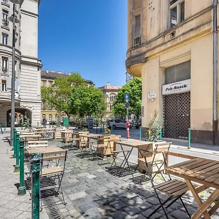Charming Cozy Downtown Heaven For 2 Apartment Budapest Exterior photo