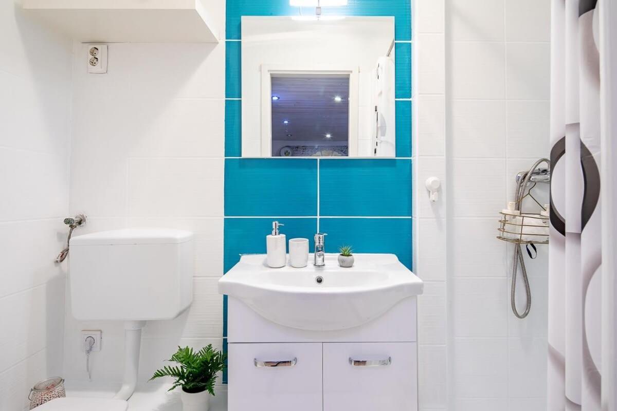 Charming Cozy Downtown Heaven For 2 Appartement Budapest