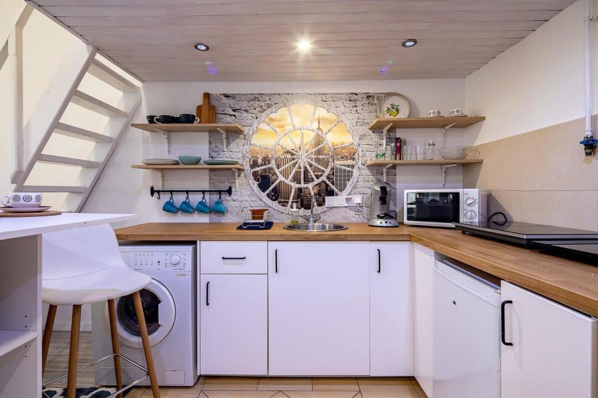 Charming Cozy Downtown Heaven For 2 * Budapest