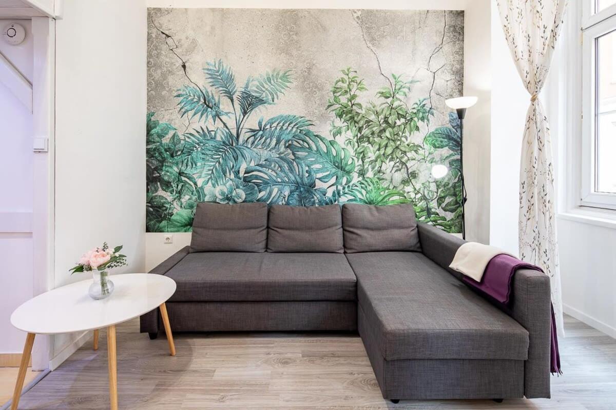 Charming Cozy Downtown Heaven For 2 Appartement